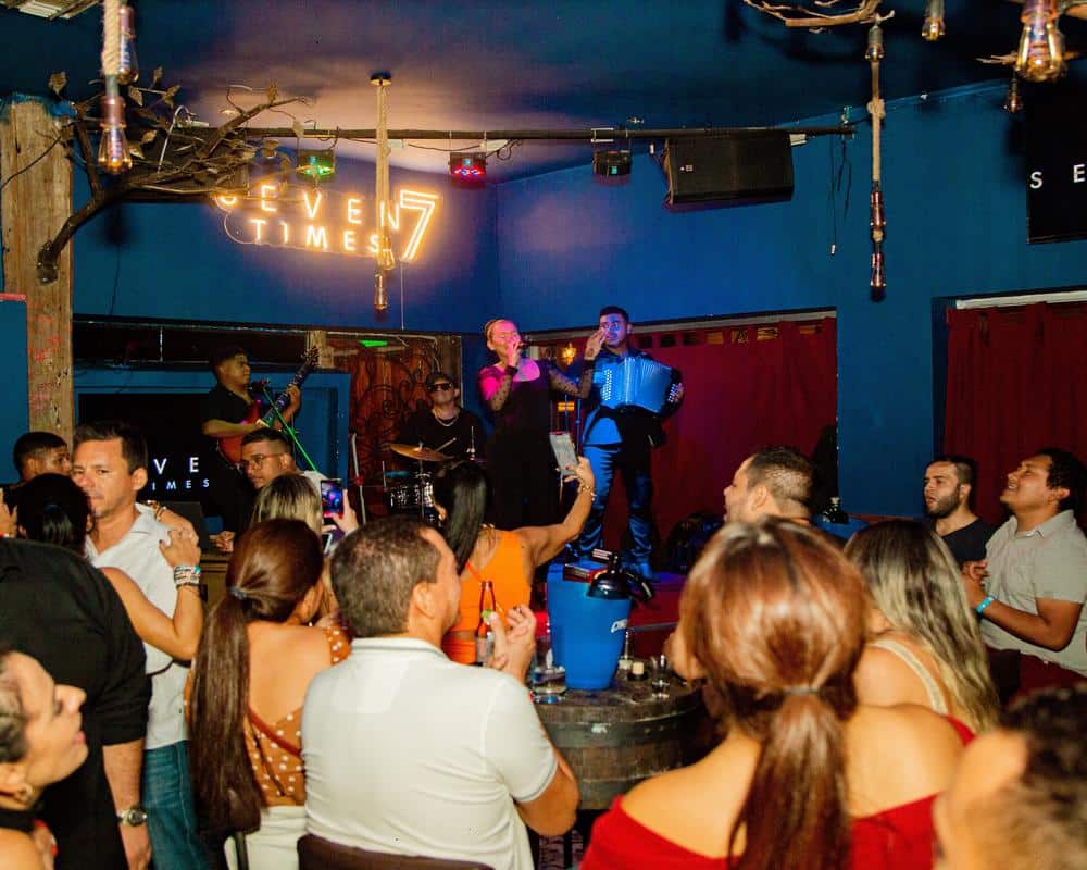 Seven 7 Times Disco Club sala cantina