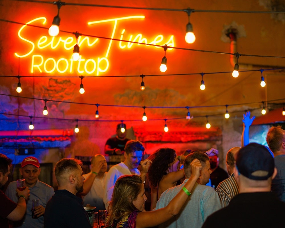sala rooftop